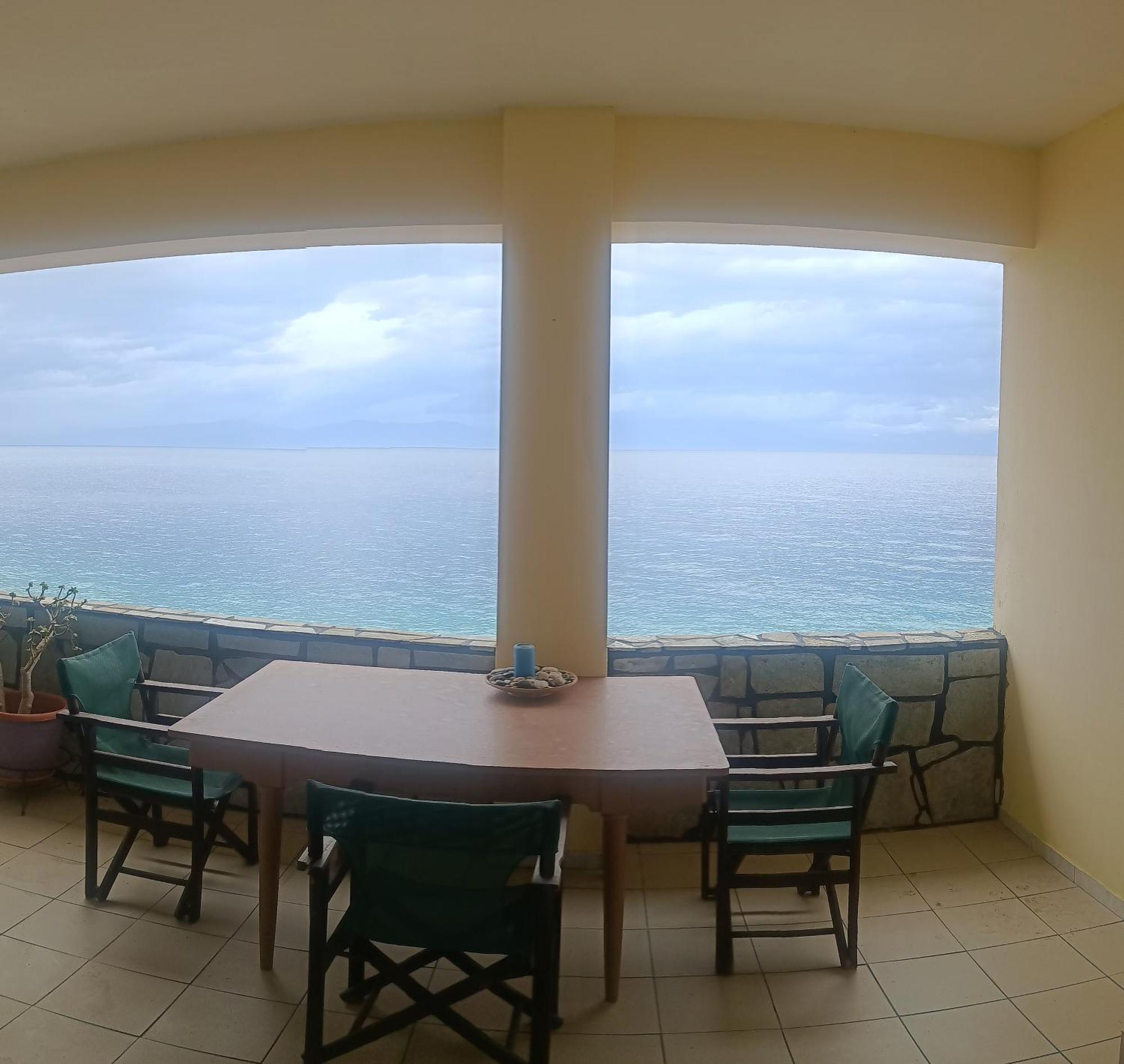 Appartamento House Next To The Sea Side Derveni Esterno foto